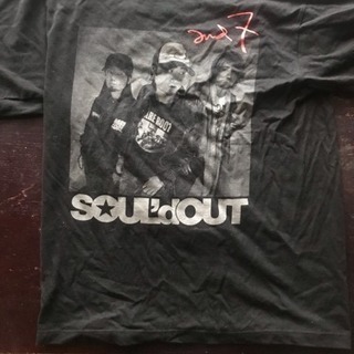 SOUL’dOUTのTシャツ(L サイズ)