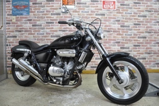 【機関・外観・価格三拍子揃った一台】 ホンダ V-TWIN マグナ250 MC29 軽整備済! SP忠雄T-DRUGマフラー等カスタム多数! 多数画像【動画有】
