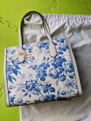 GUCCIバッグ