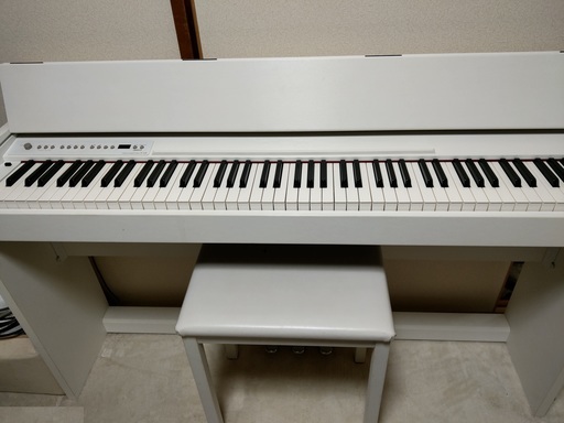 Roland　電子ピアノ　白　F110　2010年製