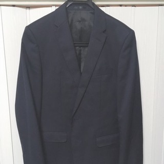 紺スーツ