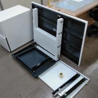 美品！値下げ中！デスク2台！移転のため至急