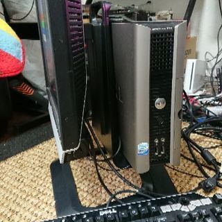 DELLコンパクトデスクトップPCモニターセット