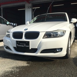 BMW320i