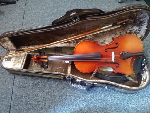 Kiso Violin S30 4/4 ハードケース　弓　肩当付き 1991