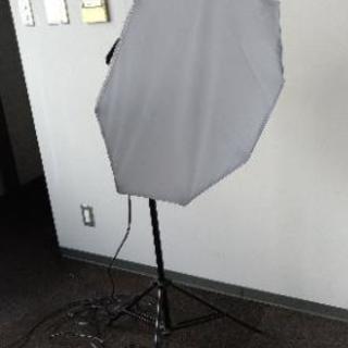 撮影用三脚（Velbon）・ライト（電球無し）2個セット