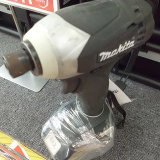 【引取限定　戸畑店】マキタ　TD146DX2　充電式インパクトドライバー