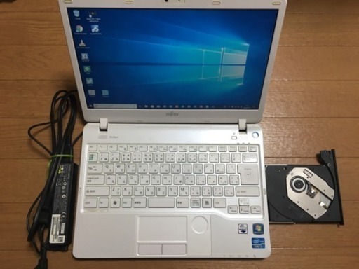【富士通】LIFEBOOKホワイト
