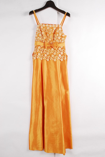 7474未使用タグ付 パーティードレスオレンジ着丈137 5ｃｍウエスト73ｃｍロングドレスパーティー発表会アントレ ひろ 岡崎のその他の中古 古着あげます 譲ります ジモティーで不用品の処分