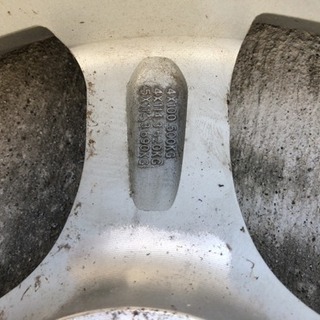 スタッドレスタイヤ  マルチホイル付き