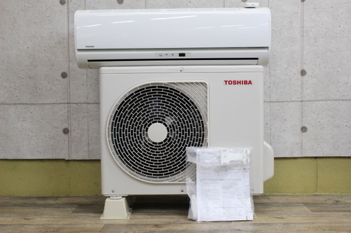 R208)【高年式！美品！】東芝 TOSHIBA ルームエアコン RAS-2258V (W) 2018年製 単相100V 2.2kw 暖房 5-6畳 冷房6-9畳