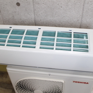 R208)【高年式！美品！】東芝 TOSHIBA ルームエアコン RAS-2258V (W 
