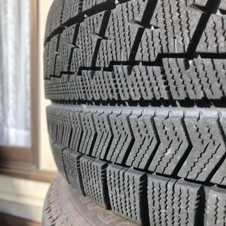 30プリウス ブリザックVRX195-65-15