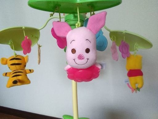 赤ちゃん用のゆっくり回るメリー くまのプーさんと仲間たち 6wayジムに変身 モウ 新琴似のベビー用品 おもちゃ の中古あげます 譲ります ジモティーで不用品の処分