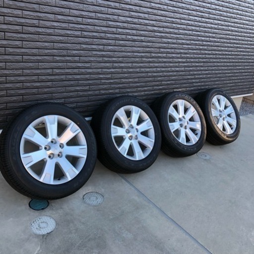 デリカD5 純正タイヤ&ホイール 新車外し