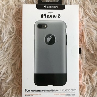“spigen” iPhone case (silver)
