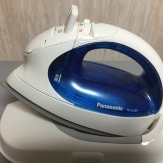 値下げ☆【Panasonic コードレススチームアイロン】