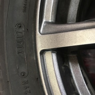 スタッドレスタイヤ✨15インチ✨4本セット✨美品✨最終値下げ✨8月まで✨ 在庫有 送料無料 スタッドレスタイヤ 4本セット 225/70R16 103Q 16