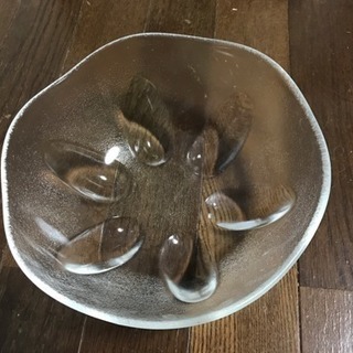 ガラスの大鉢