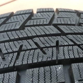 ほぼ未使用 スタッドレスタイヤ＋アルミホイール 205/65 R15 ヨコハマ 