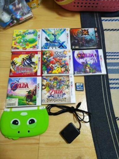 まとめてお得！おまけ付き。一式セット3DSLL本体。ゲームソフト。充電器。