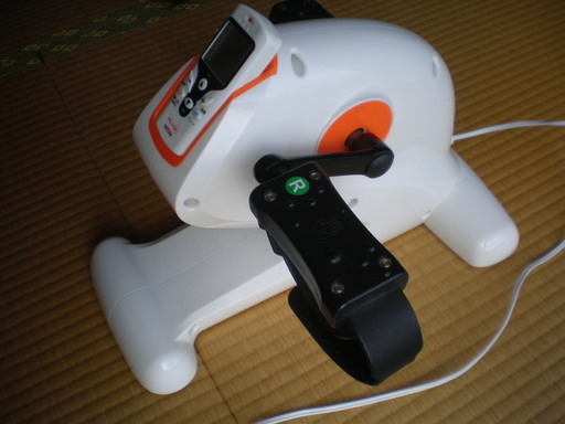 電動健康機器「ルームサイクル」　オリンピアRC-OP  値下げします