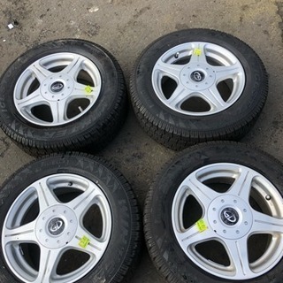 スタッドレスタイヤ アルミホイール付185/65R14