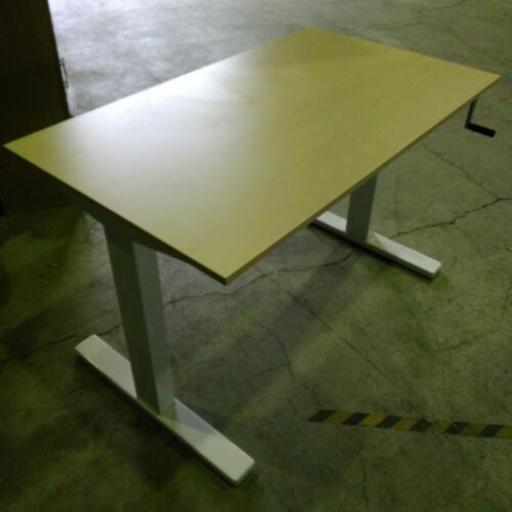 【値下げ】テーブル　作業台　スタンディングデスク　昇降式