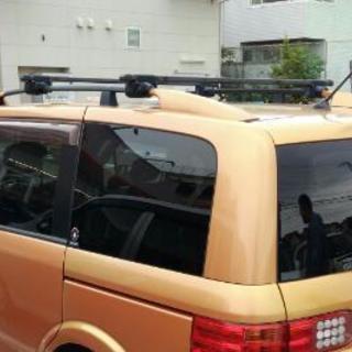 innoルーフボックスとルーフバー(共にカギ付き)