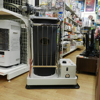 コロナ 煙突式ストーブ SV-1512B 2012年製 中央設置型 ポット式 石油 灯油 CORONA ☆ PayPay(ペイペイ)決済可能 ☆ 札幌市 清田区 平岡 コロナ 煙突式ストーブ SV-1512B 2012年製 中央設置型 ポット式 石油