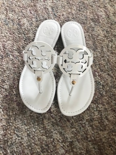 Tory Burch ホワイト サンダル **箱付き**