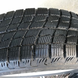 アルミホイール付きスタッドレスタイヤ215-65-R16　4本