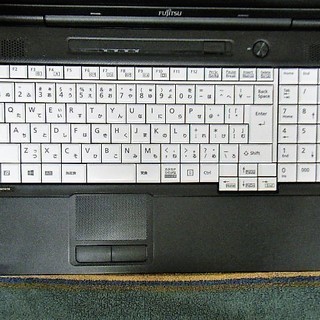 ?15.6型/高性能?i5/光速☆彡SSD120GB保証付き/MS Office 2016?✎/速いUSB3.0☆彡/快適♬メモリ4GB/DVDSマルチ?/HDMI?/すぐ使えるWindows10 メディア作成ツール付?/すぐ繋がるWi-Fi?/10キー付きKB/FUJITSU LIFEBOOK