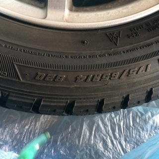 値下げ　175/65R14  82Q スタッドレスタイヤ　ICENABI　PCD100　アルミホイル　ビッツ　ラウム　等　バリ山