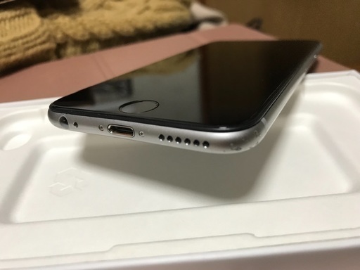 iPhone 6 Space Gray 64 GB docomo、ELECOMケース付き