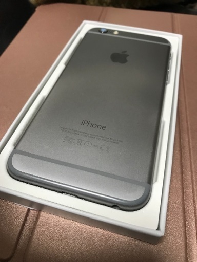 iPhone 6 Space Gray 64 GB docomo、ELECOMケース付き