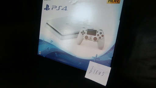 【新品・未使用】最新型 PS4(CUH-2200A)　500GBモデル　白　保証印あり
