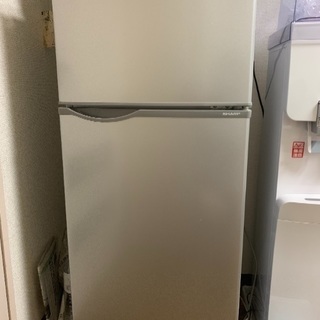 冷蔵庫をお譲りします。シャープ: SJ-H12Y