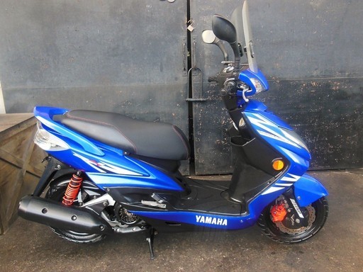 美車YAMAHA シグナスX125 FI　カラー希少ブルー セル始動 すぐ乗り出せます。