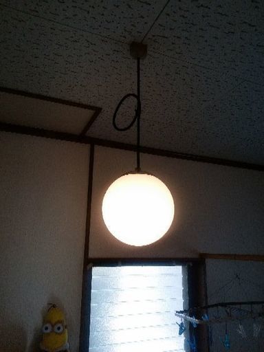 吊り下げ式照明器具 ボール型 60w Y Maemura 横須賀中央の照明器具の中古あげます 譲ります ジモティーで不用品の処分