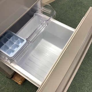 配達無料地域あり＊美品＊三菱 2017年製 お洒落で人気のデザイン！大きめの168L＊