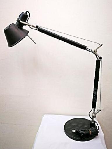 ■イタリア・アルテミデ社製■おしゃれなデスクライト照明■Artemide TOLOMEO mini■