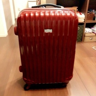機内持込可能サイズのスーツケースお譲りします