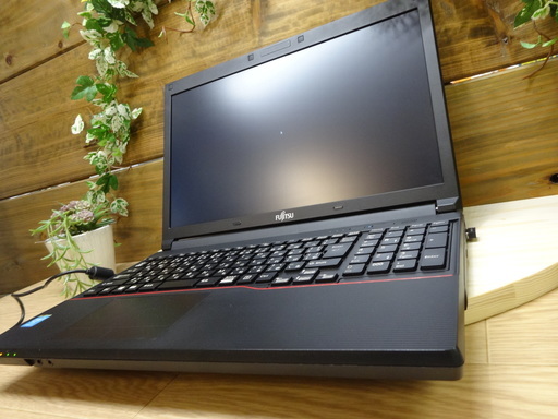 17000円【i3 第4世代 2.4Ghz】人気の富士通★ A574/H★メモリ4GB★HDD320GB★win10 32bit DVD wifi R012