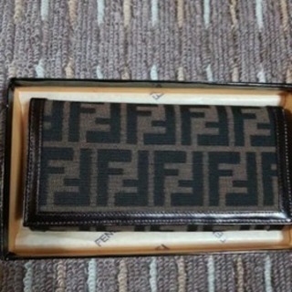 FENDI長財布(上代43000円)
