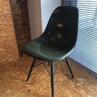 日本限定10体 UNDEFEATED × MODERNICA イームズチェア