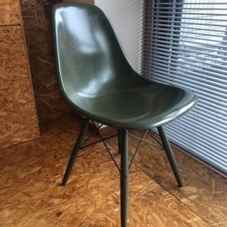 日本限定10体 UNDEFEATED × MODERNICA イームズチェア