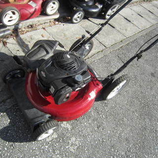 6.75馬力芝刈り機サイド排出！