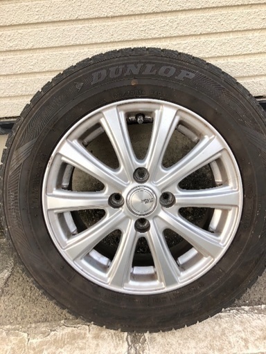大人女性の タイヤ スタッドレス譲ります☆175-70R14 タイヤ、ホイール ...