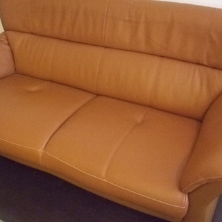 カリモク　二人掛けソファー